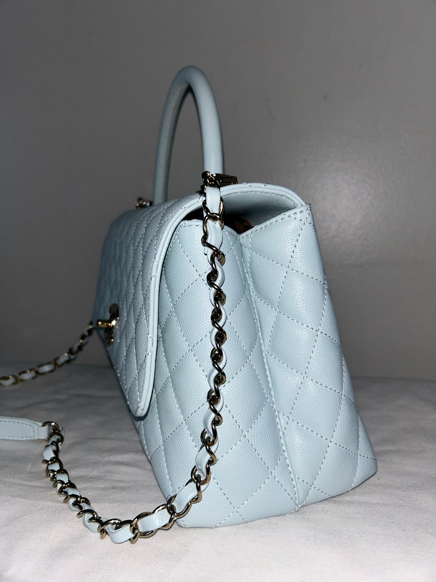 CHANEL Medium Coco Handle Bag Quilted Caviar Light Blue/Gold Hardware