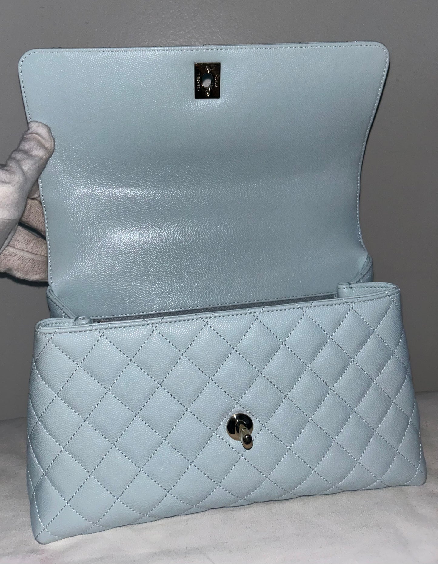 CHANEL Medium Coco Handle Bag Quilted Caviar Light Blue/Gold Hardware