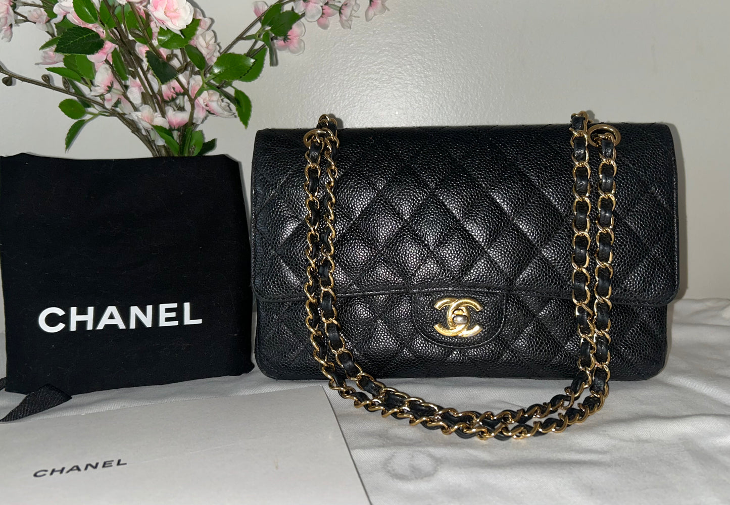 CHANEL Medium Classic Double Flap Caviar Quilted Handbag Black / Gold Hardware