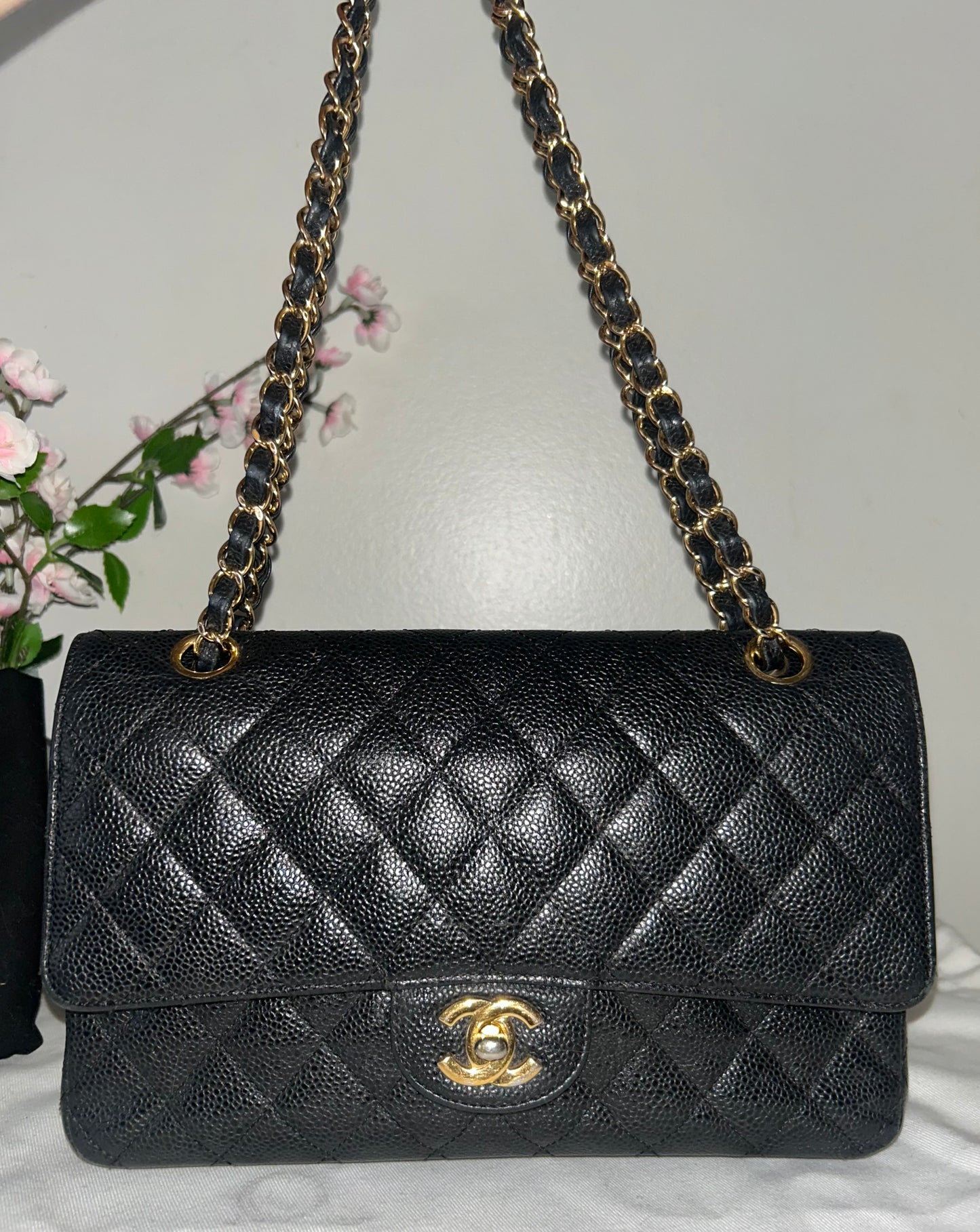 CHANEL Medium Classic Double Flap Caviar Quilted Handbag Black / Gold Hardware