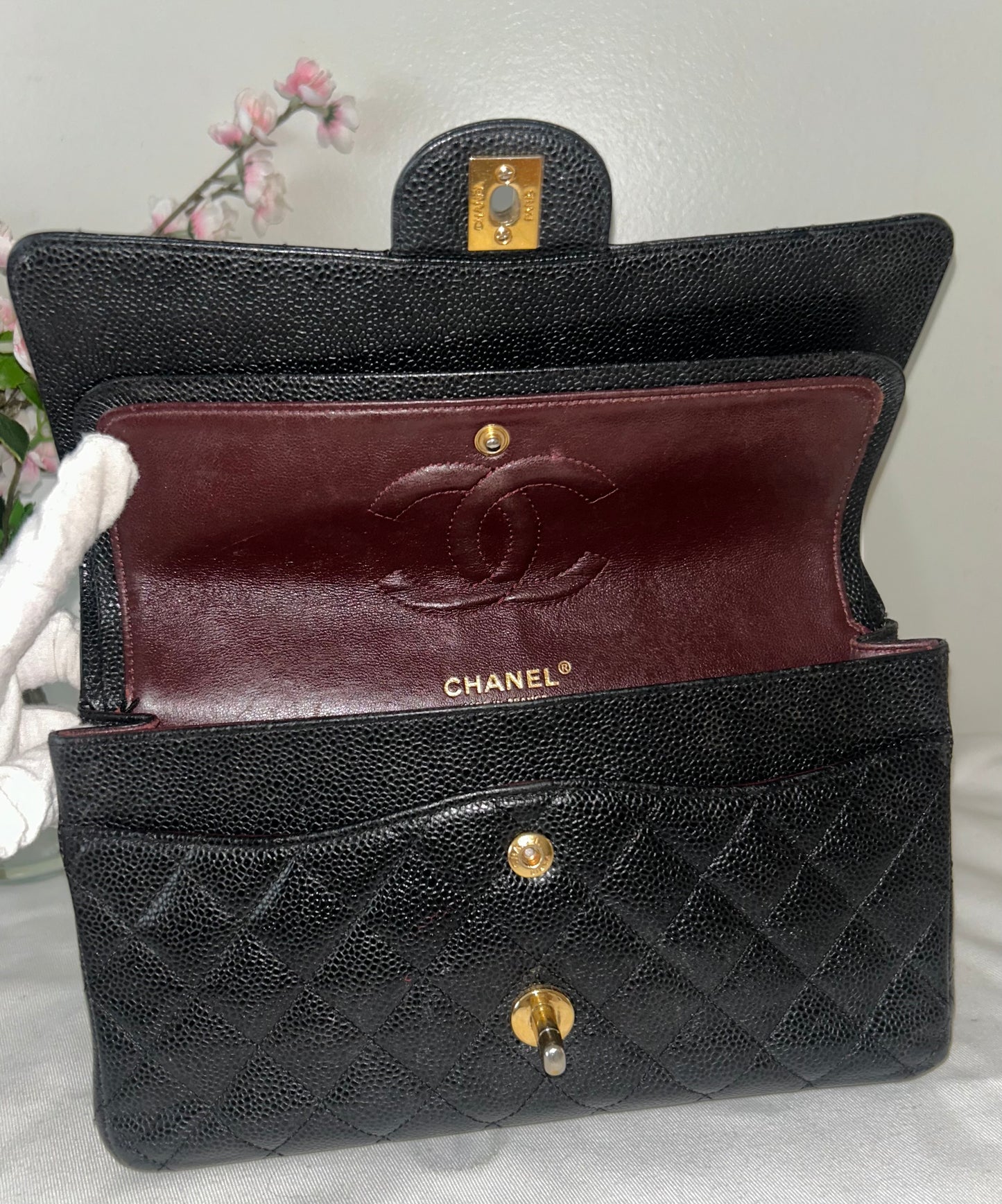 CHANEL Medium Classic Double Flap Caviar Quilted Handbag Black / Gold Hardware