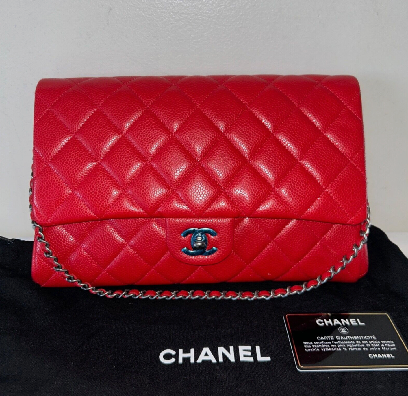 NEW ! CHANEL Classic CC Quilted Single Flap Shoulder Bag Caviar Leather Red