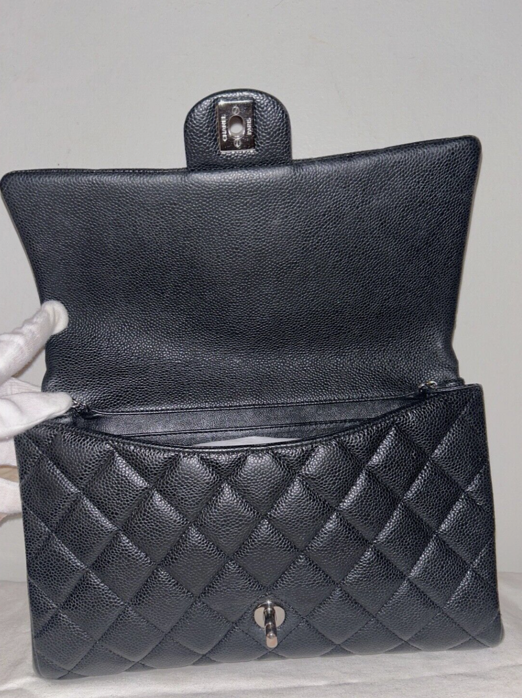 CHANEL Classic CC Quilted Single Flap Shoulder Bag Caviar Leather Black