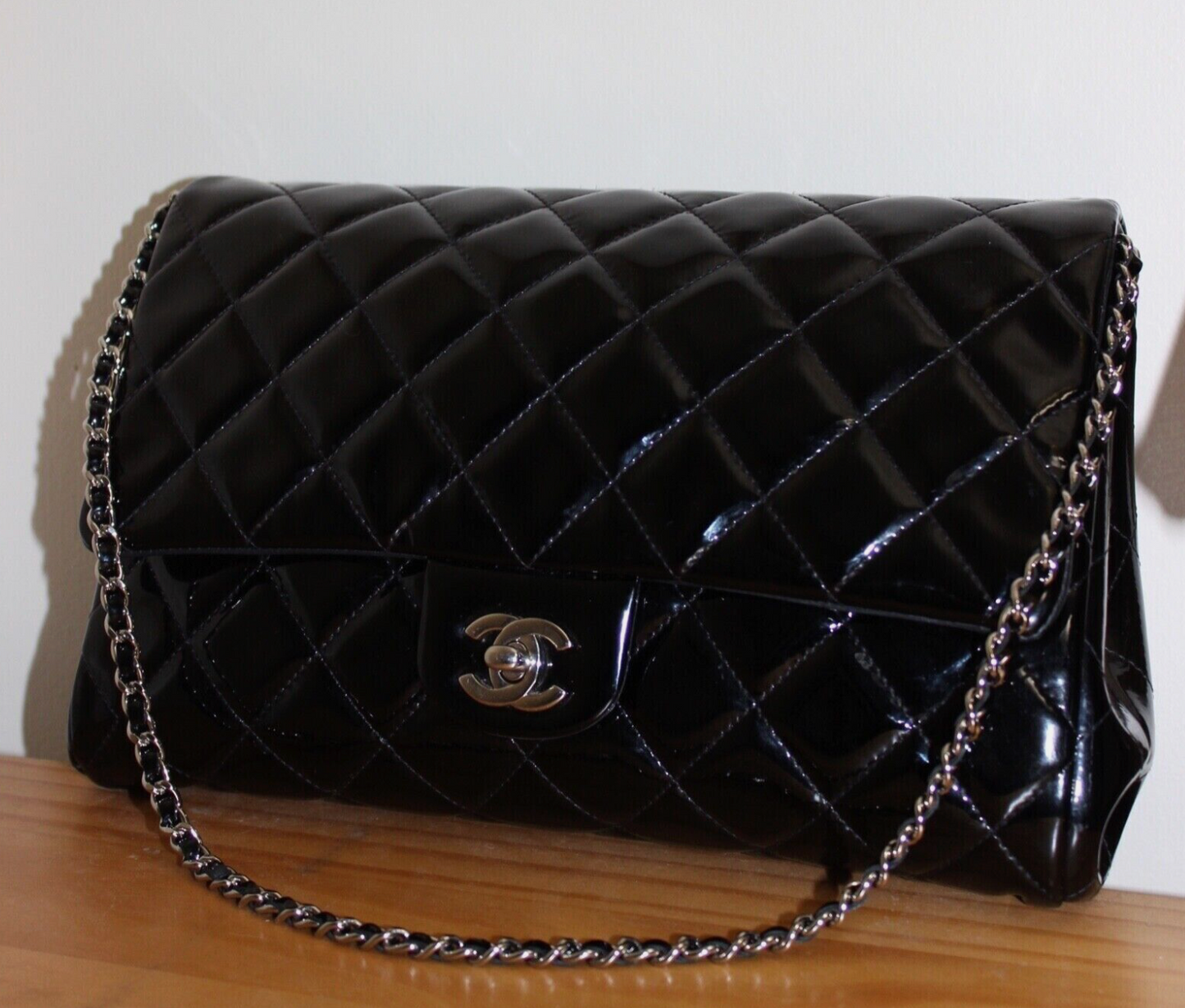 CHANEL Classic CC Quilted Chain Flap Shoulder Bag Patent Leather Black