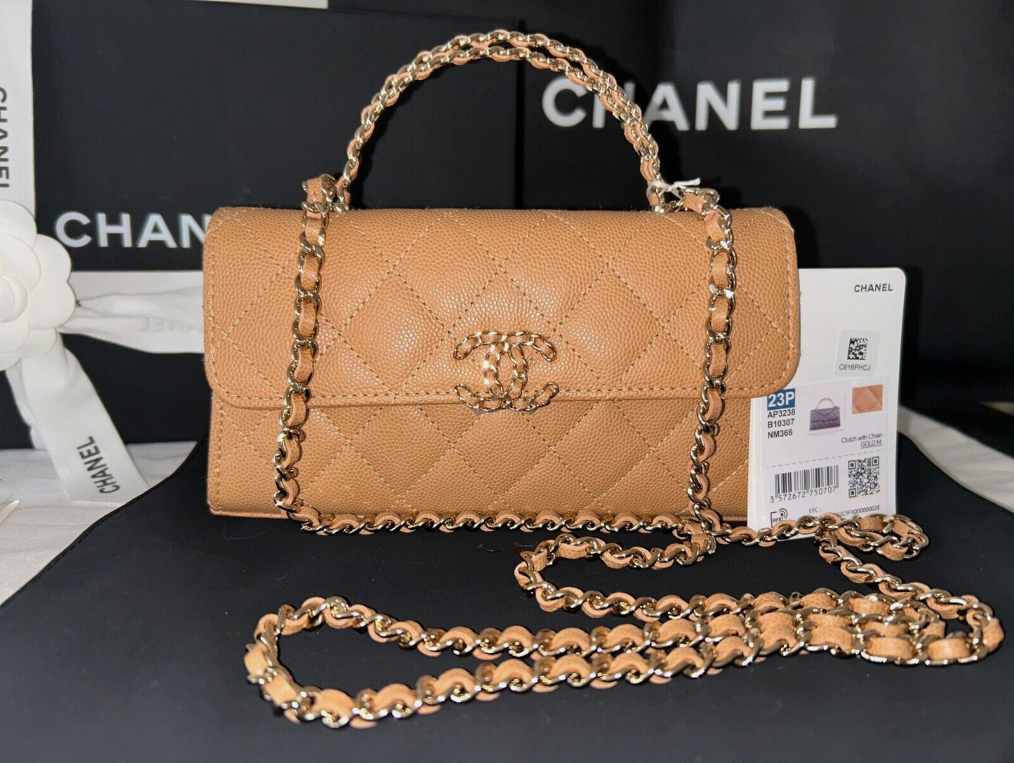 CHANEL 23P Caviar Quilted Phone Shoulder Bag Chai/Gold Hardware