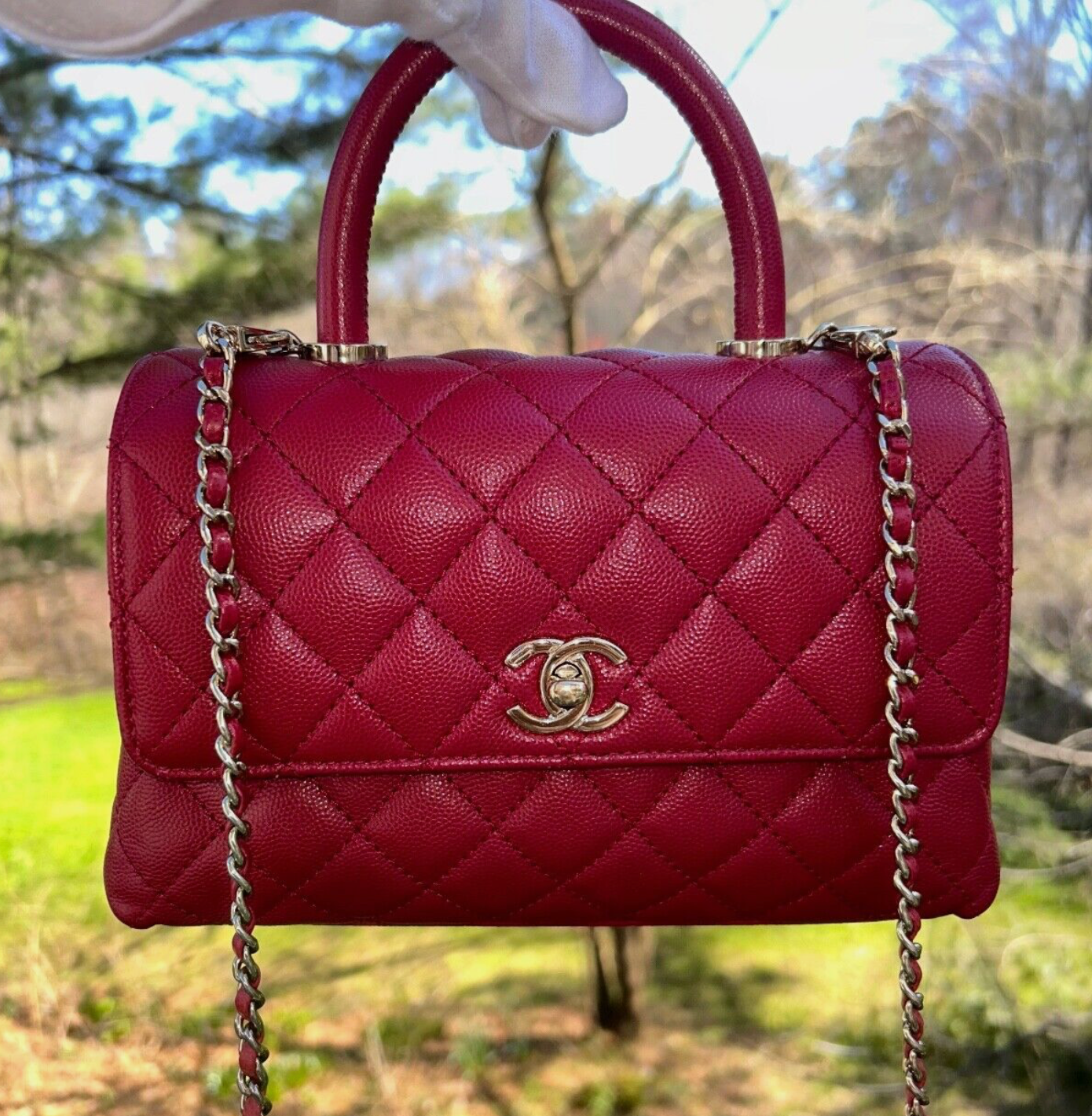 CHANEL 21A Quilted Caviar Mini Coco Handle Flap Bag Raspberry/Light Gold