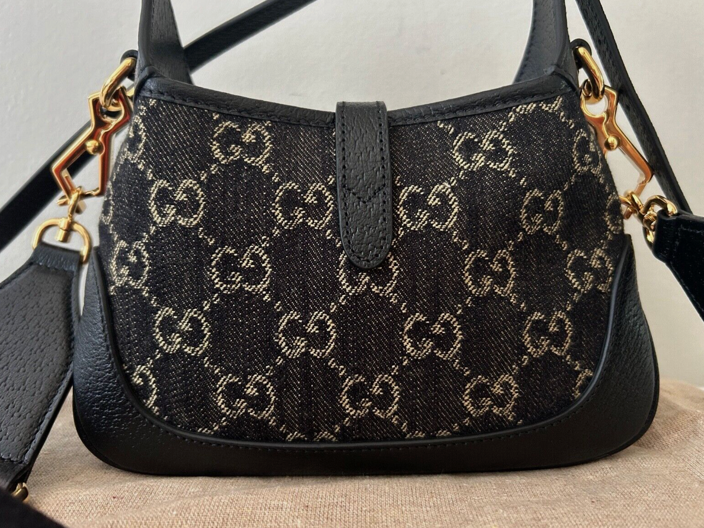 GUCCI Jackie 1961 Mini Shoulder Bag Black & Ivory GG Supreme Denim/Leather