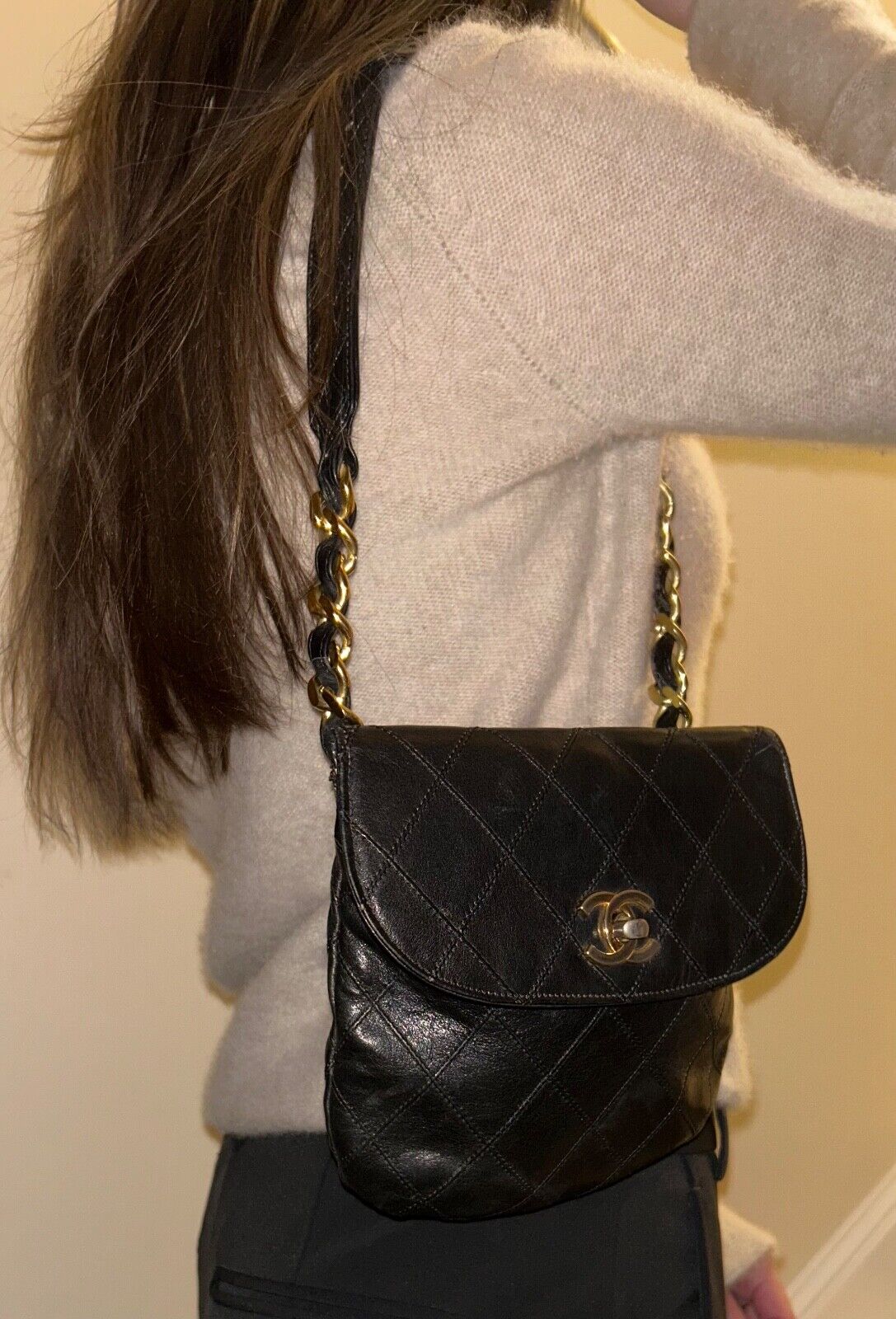 CHANEL CC Quilted Lambskin Chain Waist Flap Belt & Shoulder Bag Black/Gold