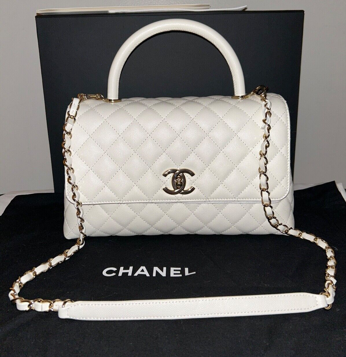 CHANEL 21A Quilted Caviar Coco Handle Flap Bag White/Champagne Gold Hardware