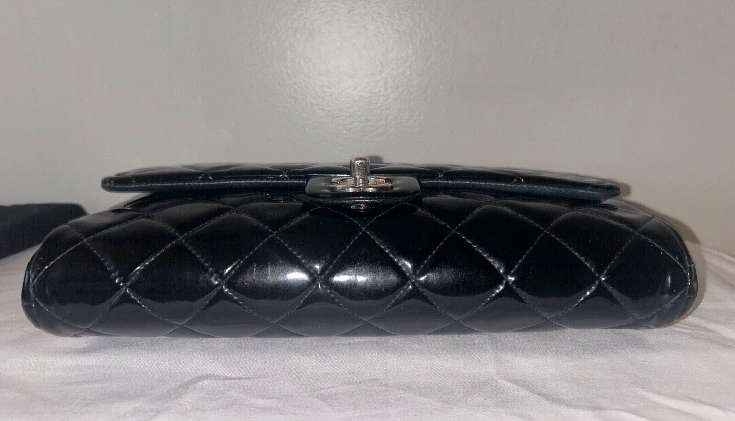 CHANEL Classic Quilted Flap Shoulder Bag Patent Leather Black