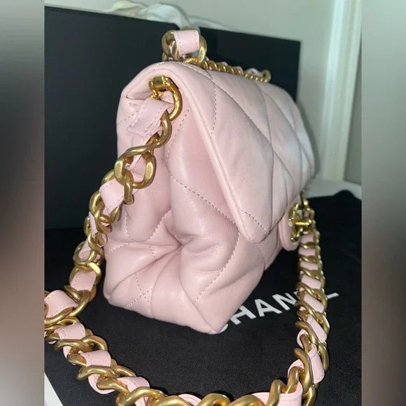 CHANEL 22B CC Bar Quilted Lambskin Chain Top Handle Flap Bag Pink