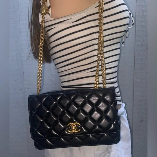 CHANEL 22K Classic Quilted Lambskin Leather Shoulder Bag WOC Black/Gold