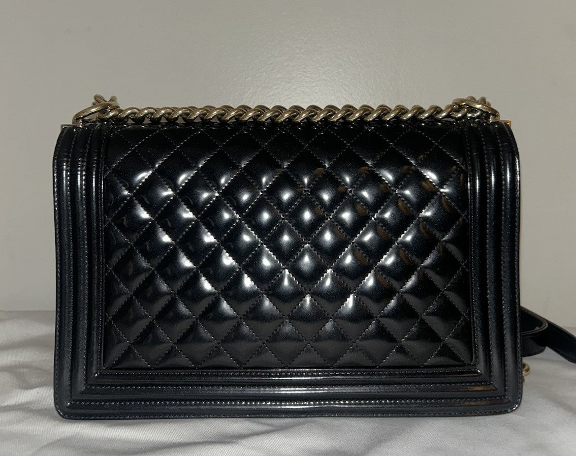 CHANEL Boy New Medium Flap Bag Quilted Patent Leather Black / Light Gold HW