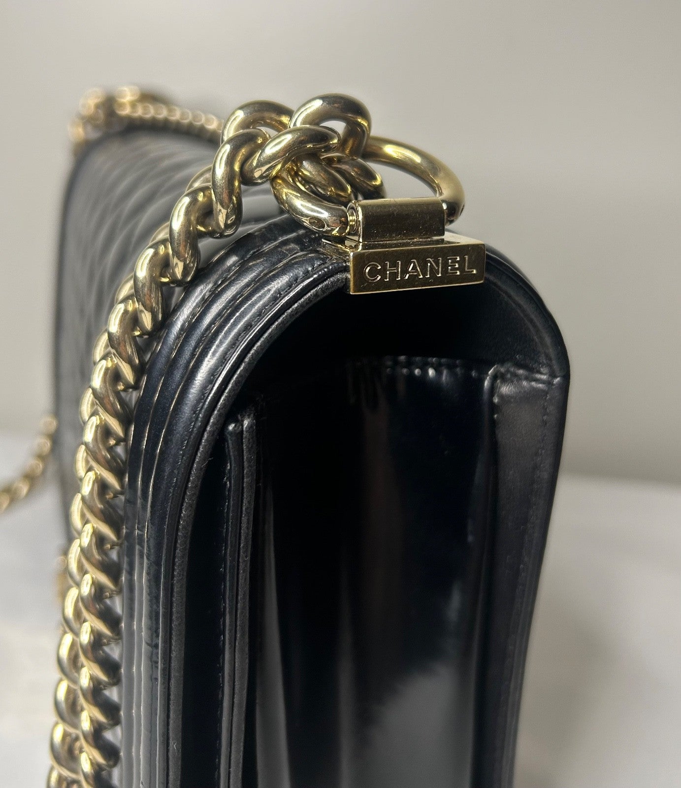 CHANEL Boy New Medium Flap Bag Quilted Patent Leather Black / Light Gold HW
