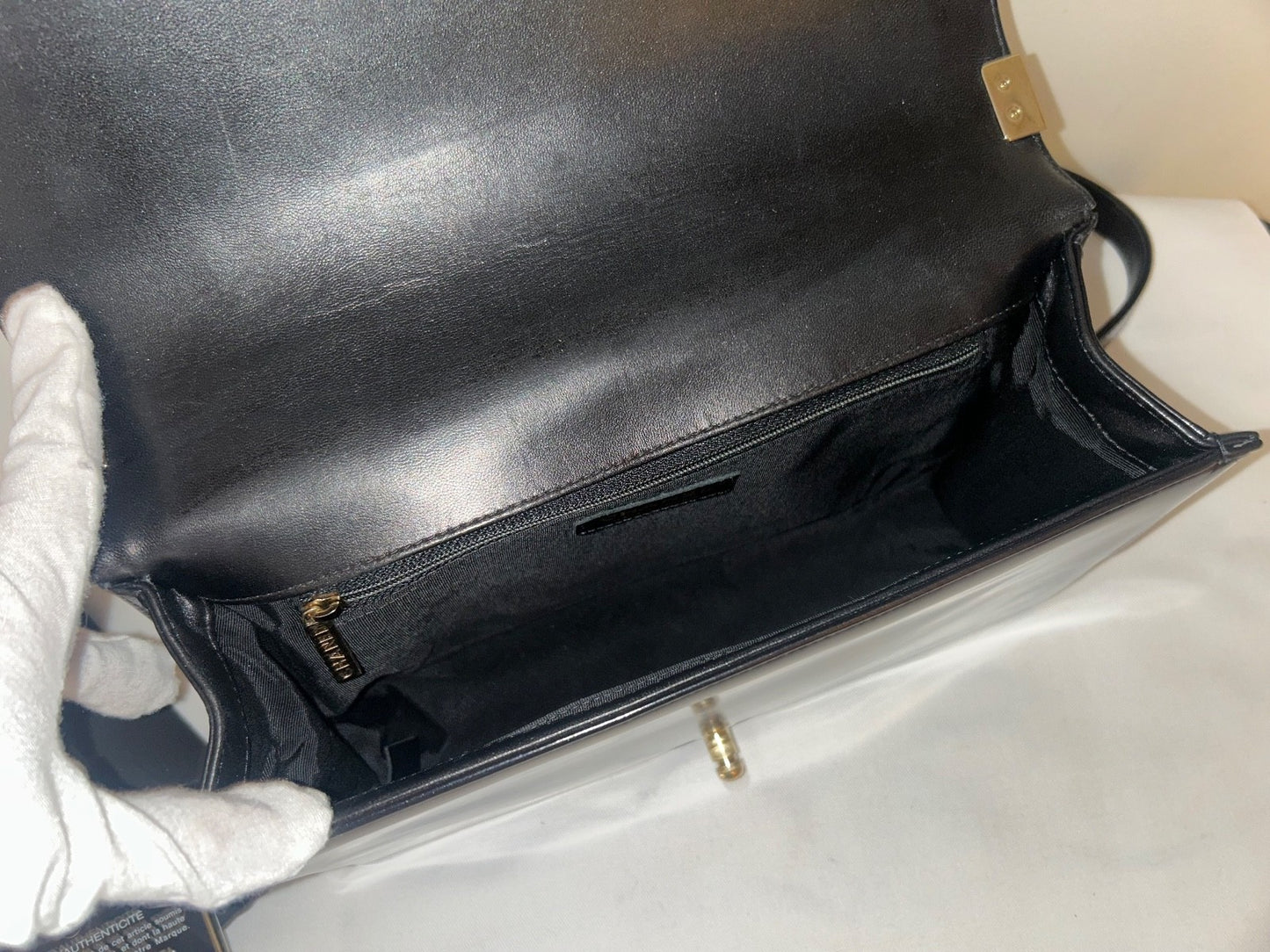 CHANEL Boy New Medium Flap Bag Quilted Patent Leather Black / Light Gold HW