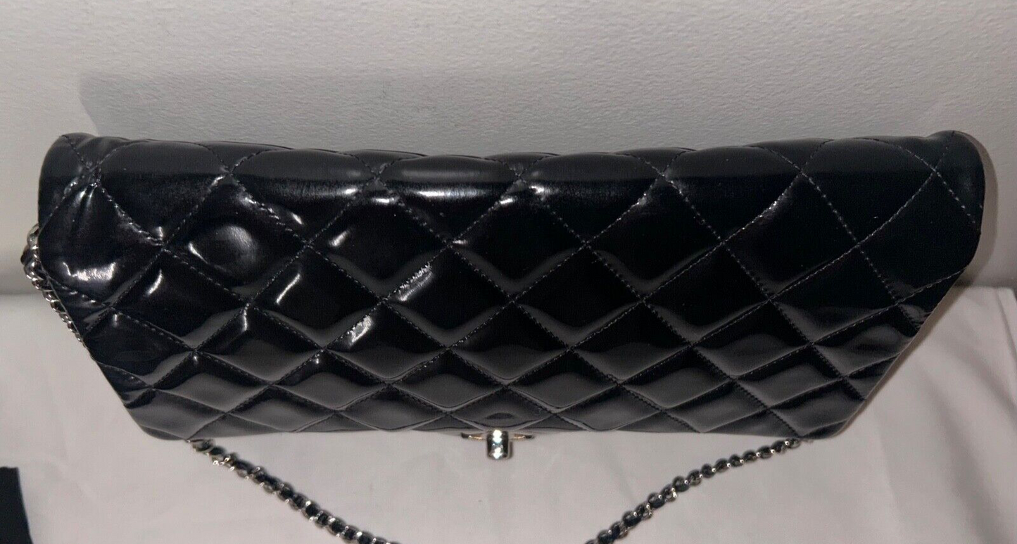 CHANEL Classic CC Quilted Flap Shoulder Bag Patent Leather Black