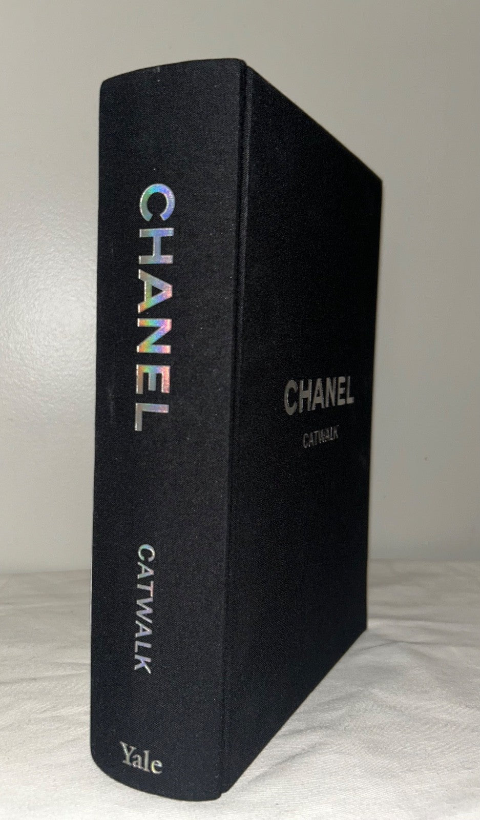 CHANEL CATWALK The Complete Collections Hardcover Coffeetable Book