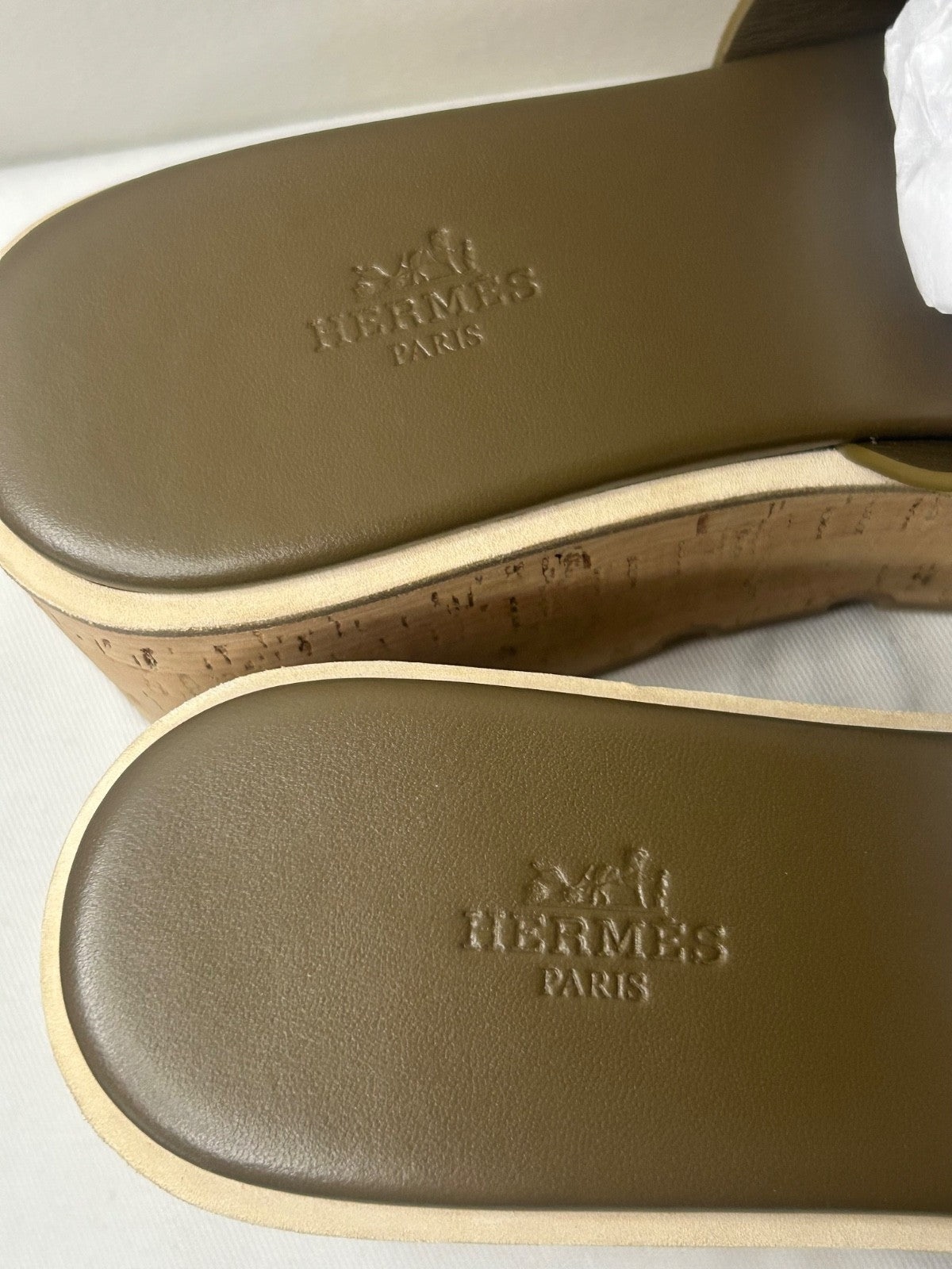 HERMÈS Eze 30 Cork Suede Platform Sandal in Vert Toundra Size 39 (US 9)