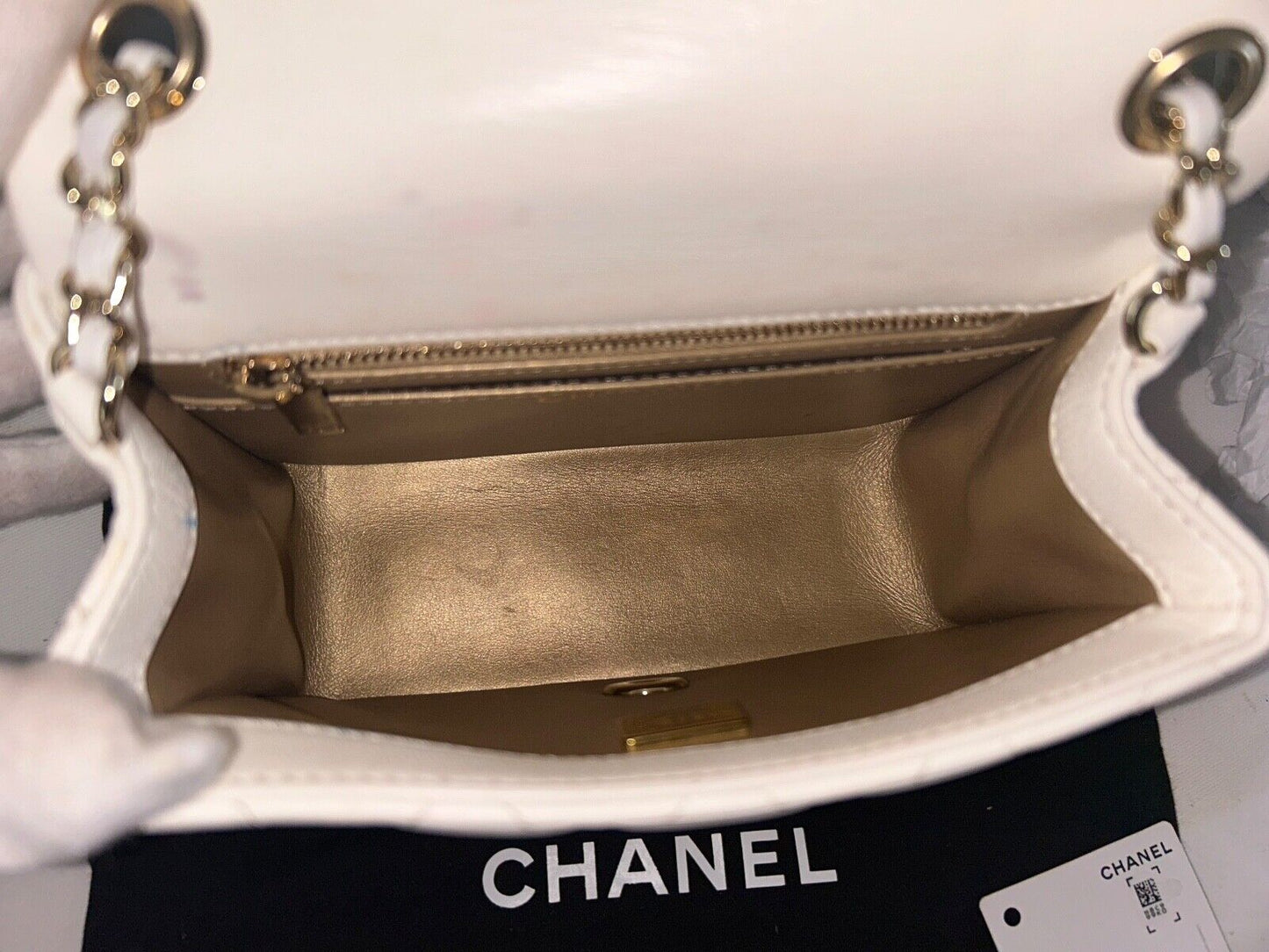 CHANEL 23C Pearl Crush Mini Square Flap Bag Quilted Lambskin White / Light Gold