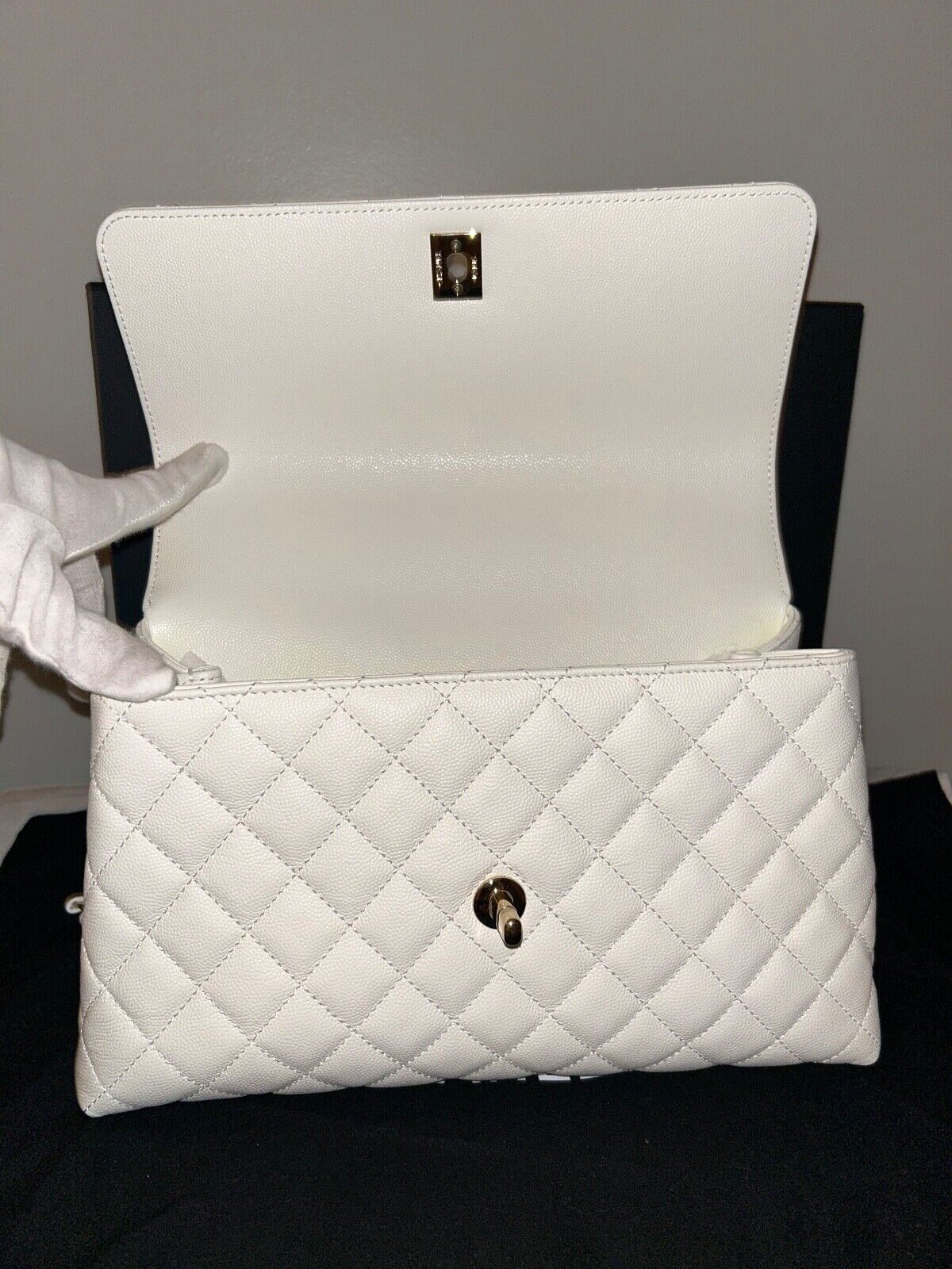 CHANEL 21A Quilted Caviar Coco Handle Flap Bag White/Champagne Gold Hardware