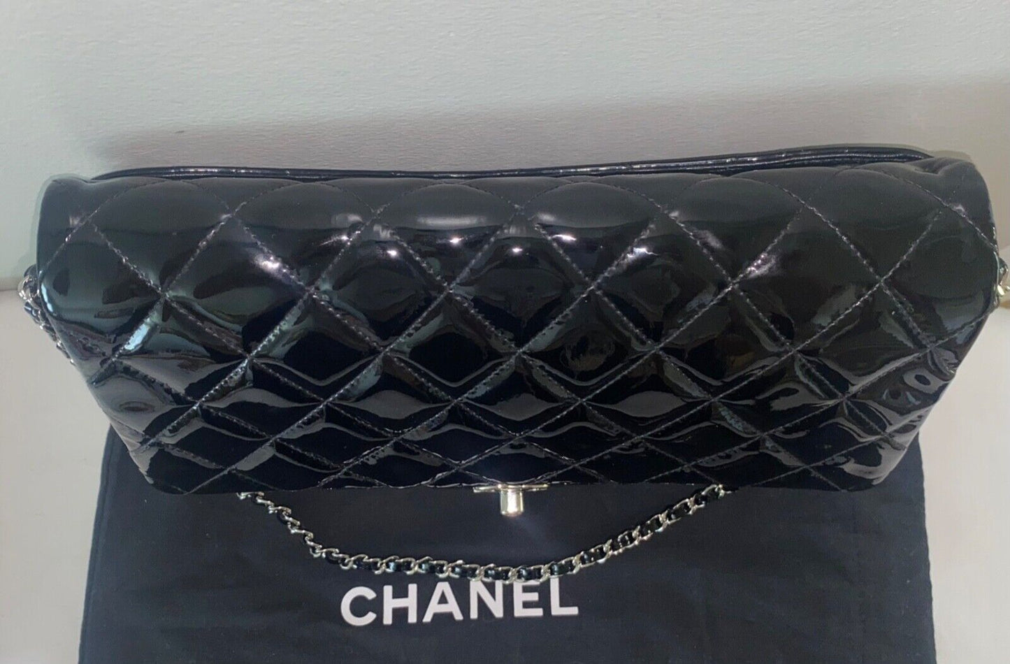 CHANEL Classic CC Quilted Chain Flap Shoulder Bag Patent Leather Black