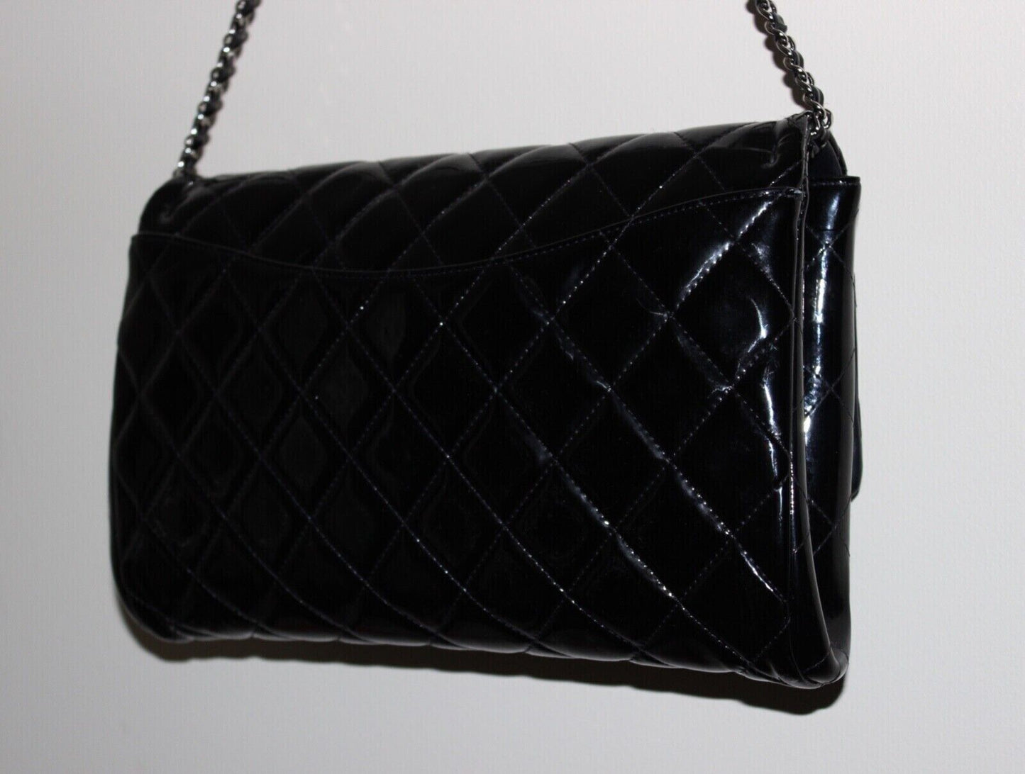 CHANEL Classic CC Quilted Chain Flap Shoulder Bag Patent Leather Black